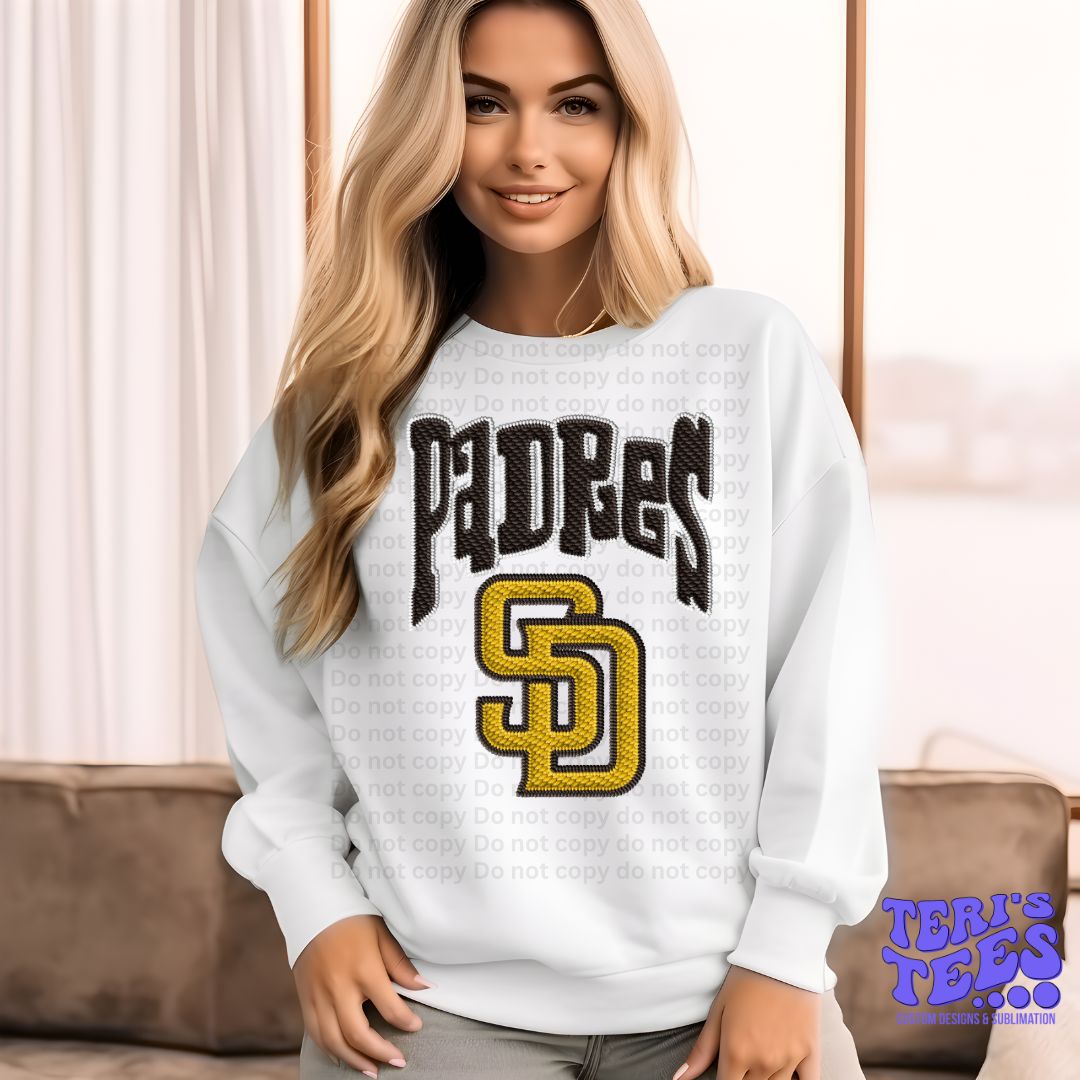 Padres SD embroidery Look on White Crew