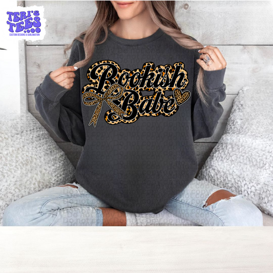Bookish Babe Leopard Crew