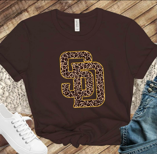 SD Leopard Padre Bella Canvas T-Shirt with yellow outline