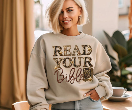 Read your Bible Gildan Crew Sweathshirt
